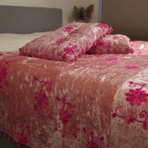 Oosterse Bed-end Spread Sundar Roze